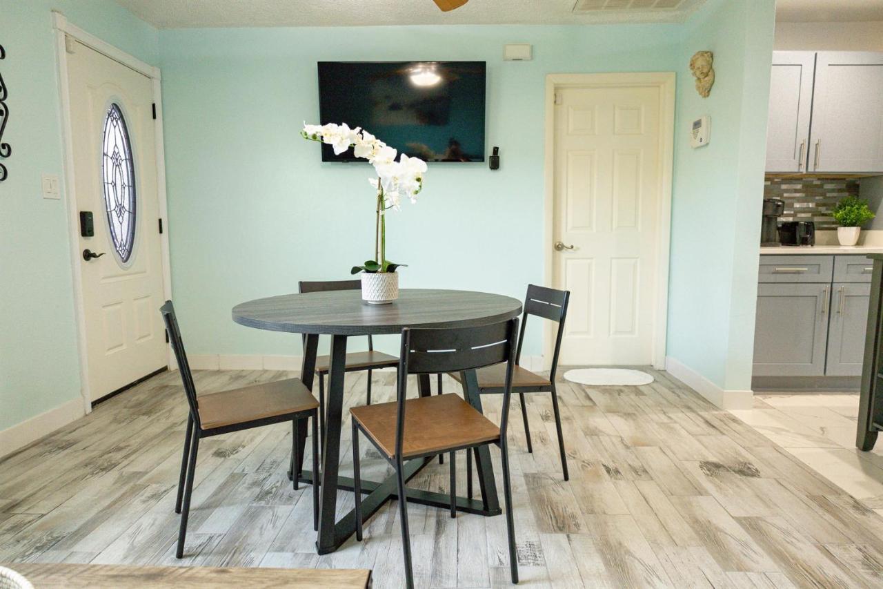 Marlin'S Palm Oasis - Beach House, Amazing Pool, Bbq Area Port Richey Exterior photo